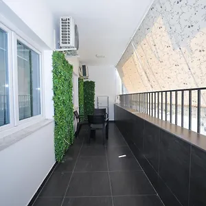 Miku -outstanding At Taiwan Appartement Tirana